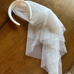 Elegant White bridal  bride Headband with Veil